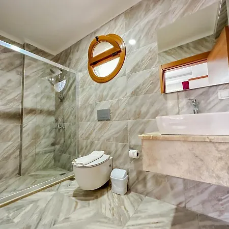 Tuna Oeluedeniz 4+1 Villa, Oezel Havuzlu, فيلة